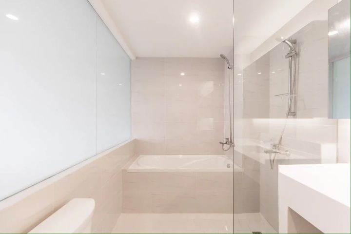 Housing image — Bathroom