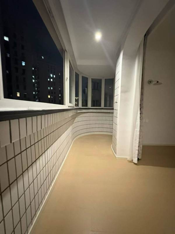 Housing image — Balcony
