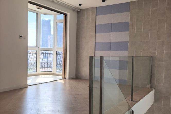 Spacious 3BR Apartment in Xujiahui with Terrace (L10/L11)