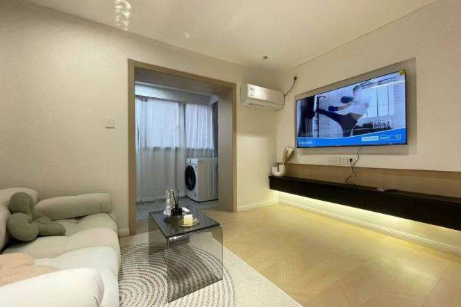 Spacious 1BR Apartment near Pudong Avenue Metro (L4/L14)