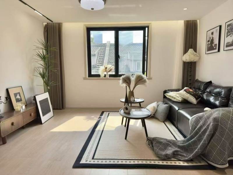 Housing image — Living Room