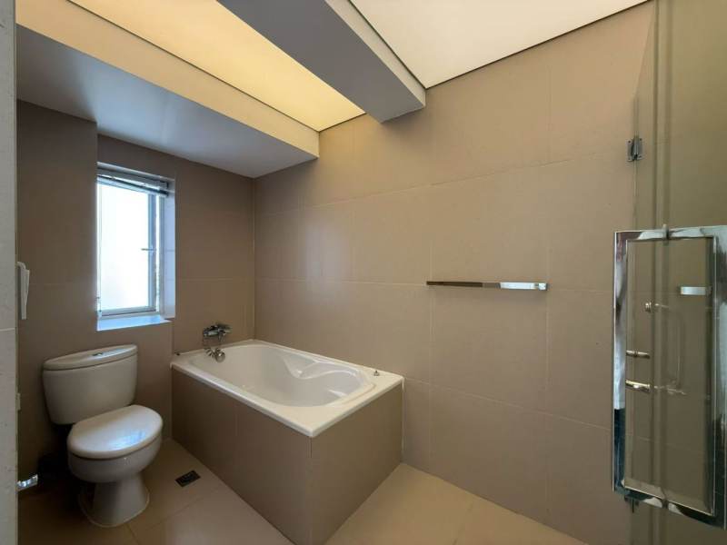 Housing image — Bathroom