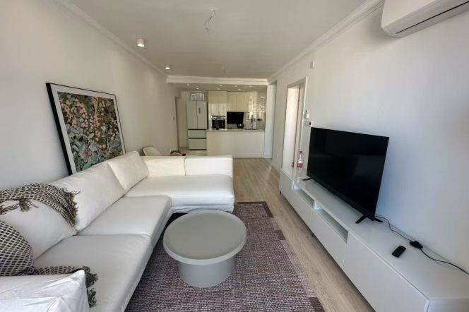 2BR Apartment near Jiaotong University Metro (L10/L11)