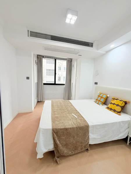 Housing image — Bedroom