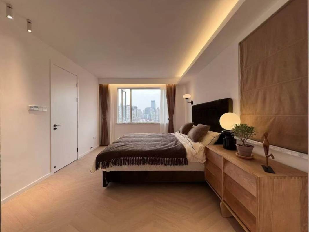 Housing image — Bedroom