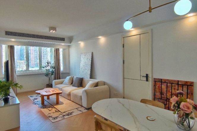 Spacious 2BR Apartment in Jing'an (L7/L14)