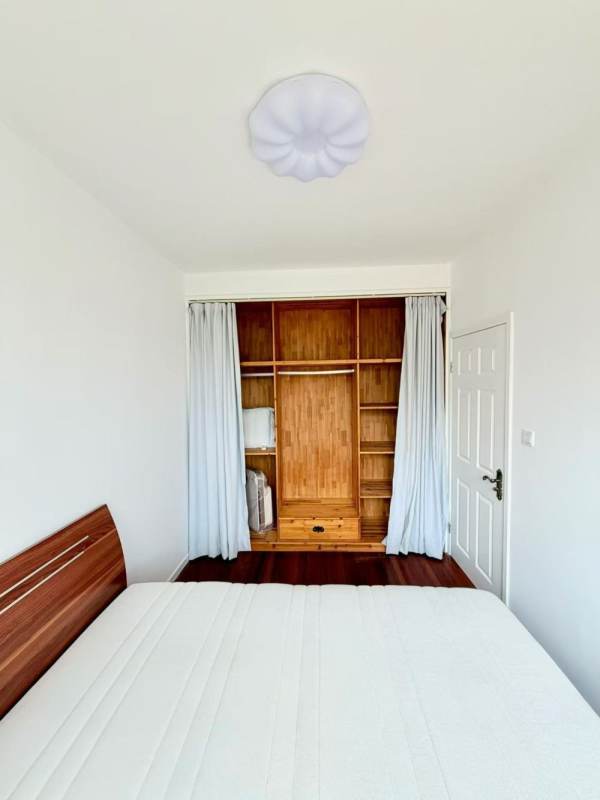 Housing image — Bedroom