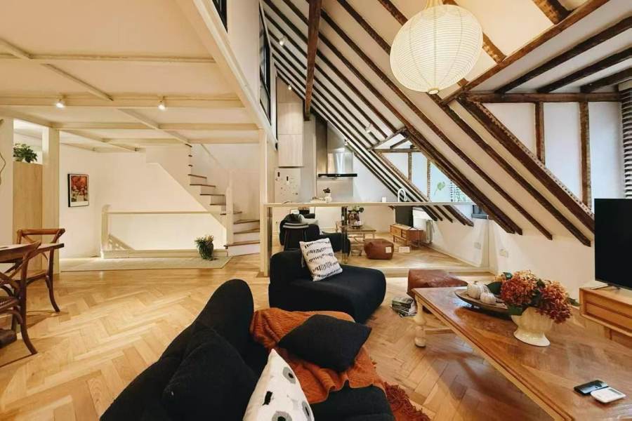 Housing image — Living Room