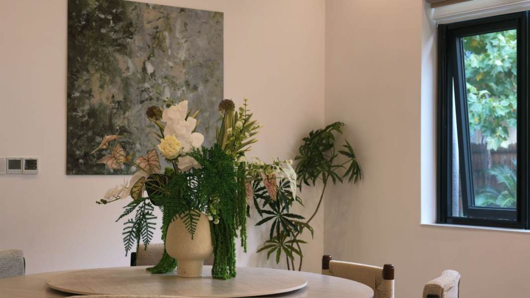 Housing image — Dining Area