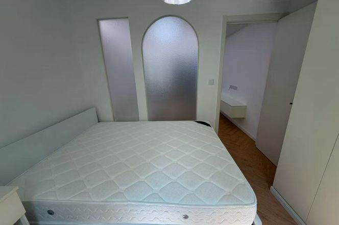 1BR Apartment in Tianshan (L2/L15)