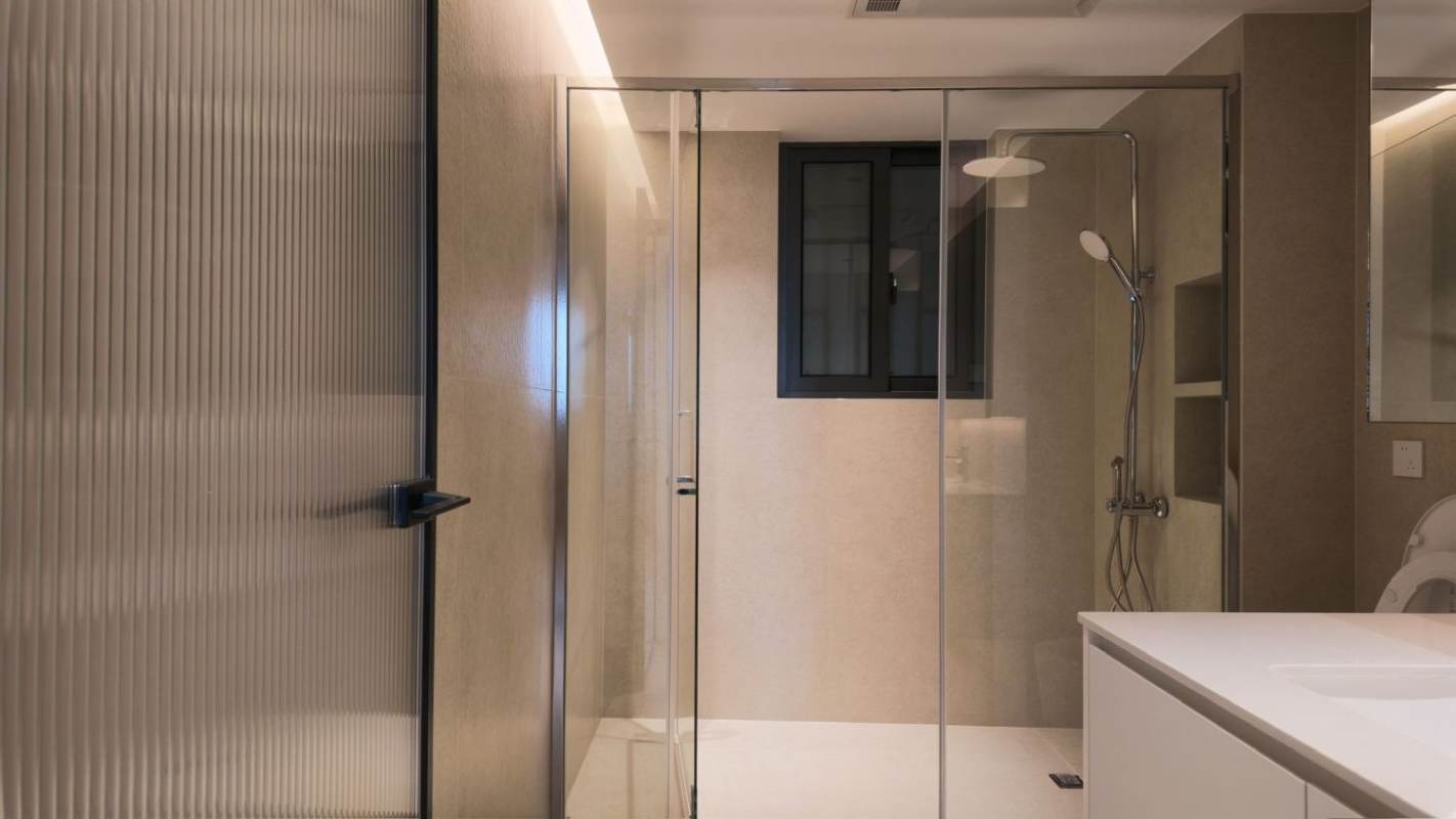 Housing image — Bathroom