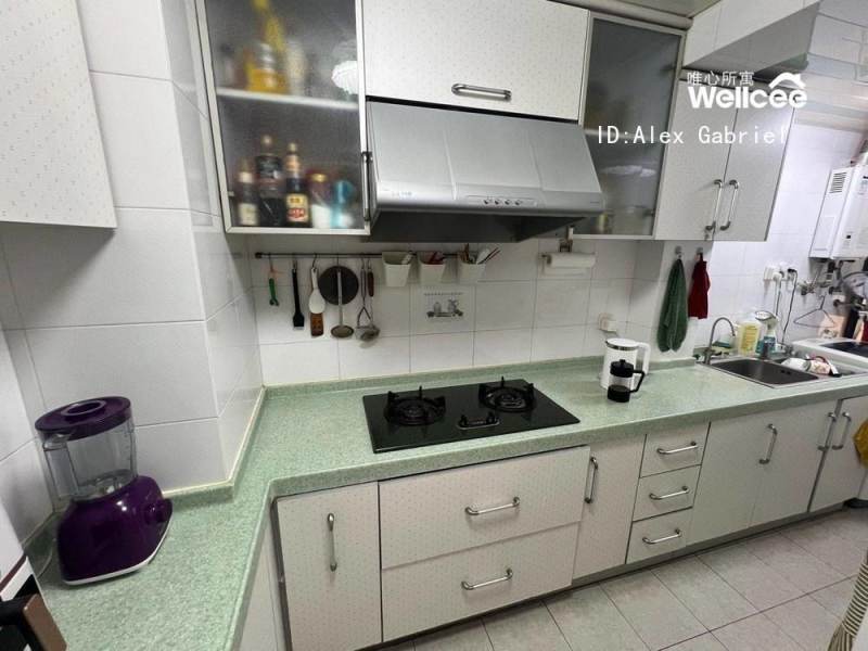 Housing image — Kitchen