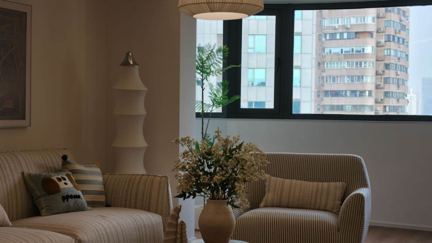 Housing image — Living Room