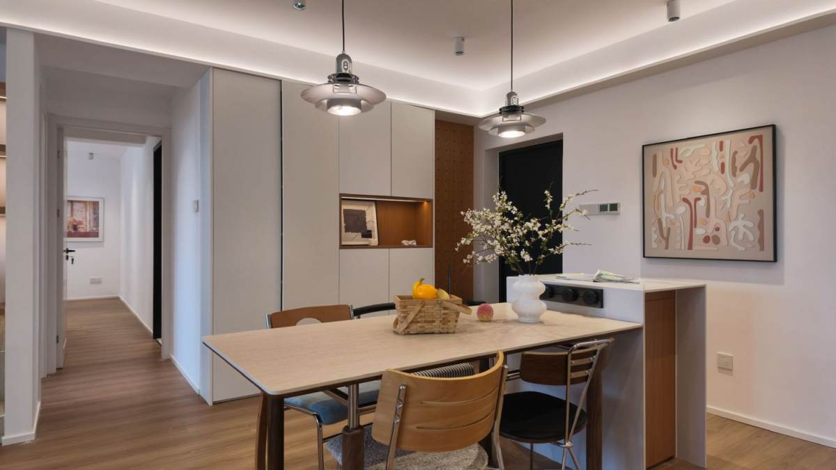 Housing image — Dining Area