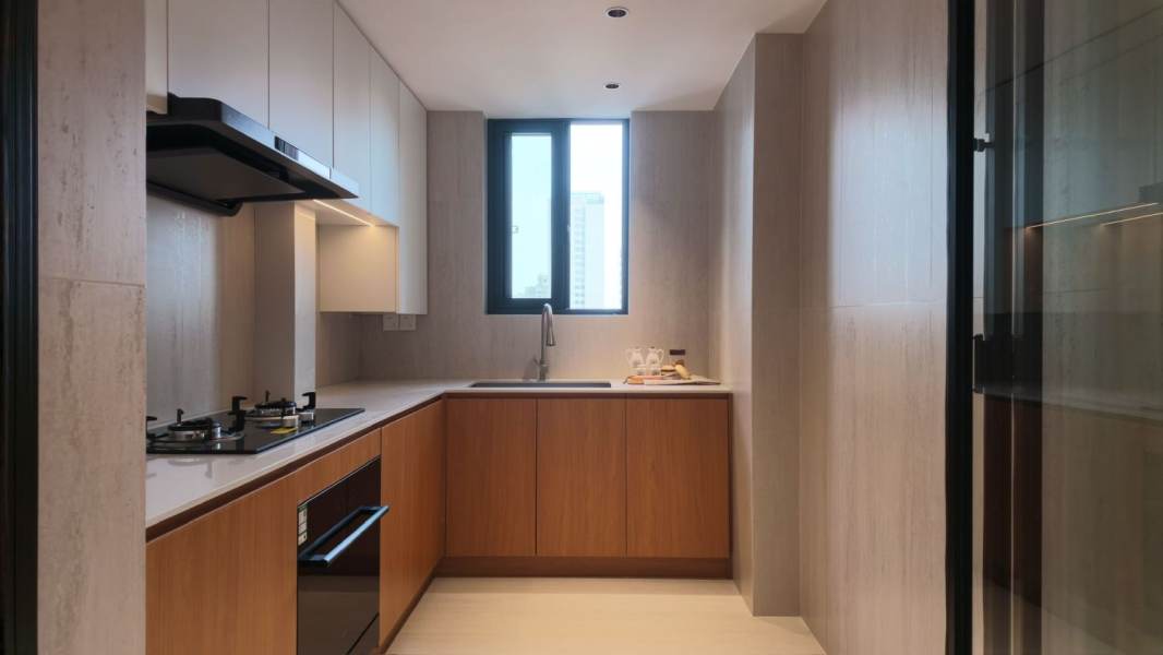 Housing image — Kitchen