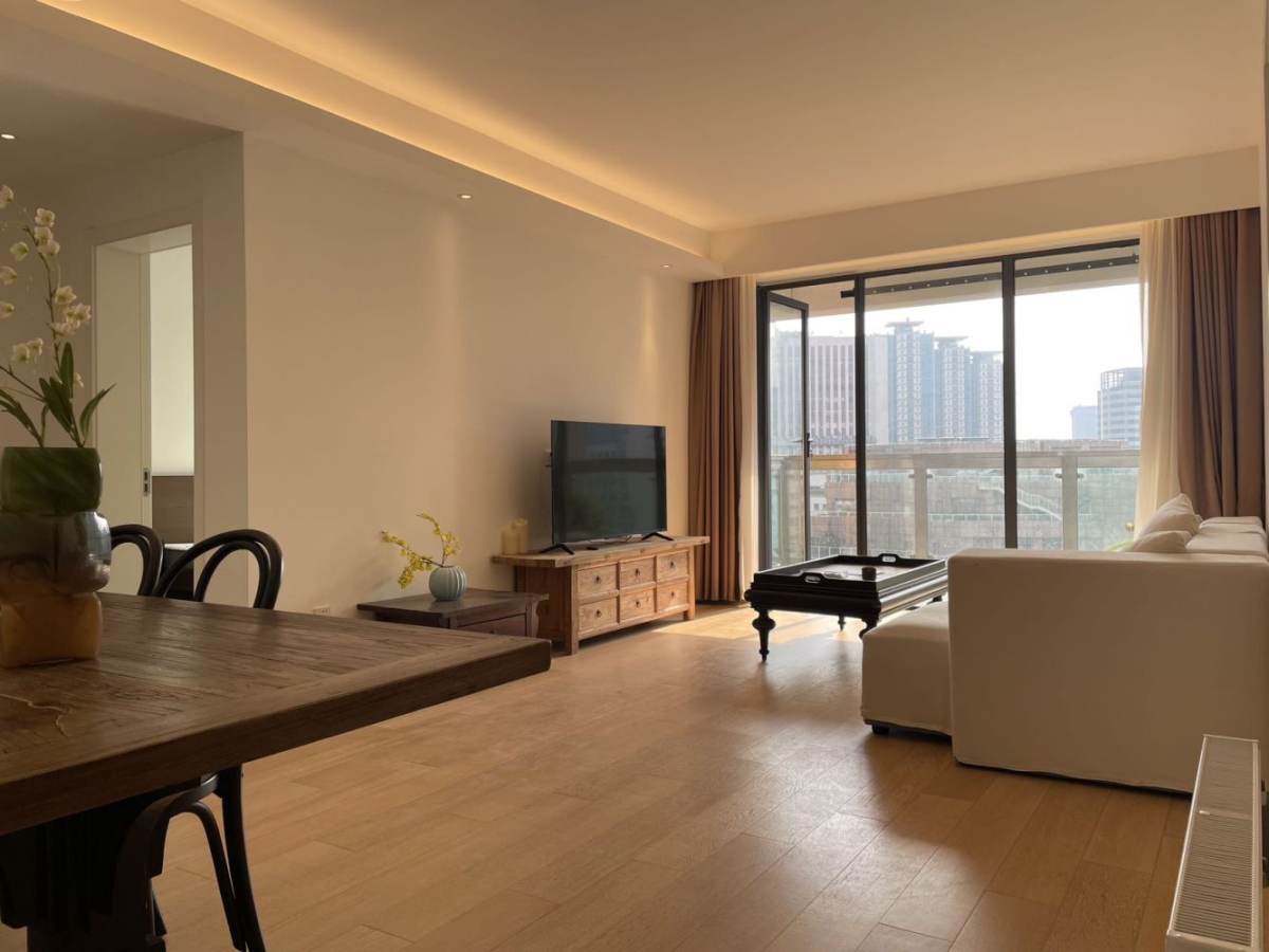 Housing image — Living Room
