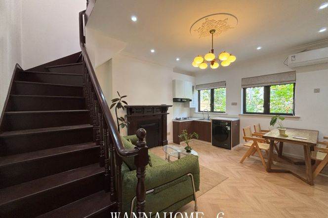 Spacious 1BR Lane House near South Shaanxi Rd Metro (L1/L10/L12)