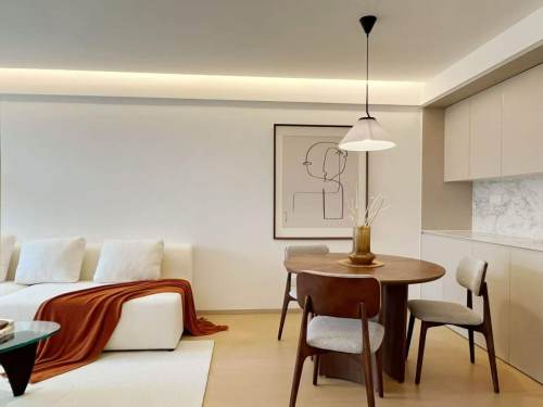 Housing image — Living Room