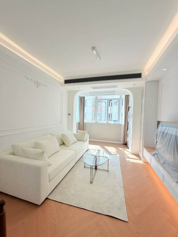 Housing image — Living Room
