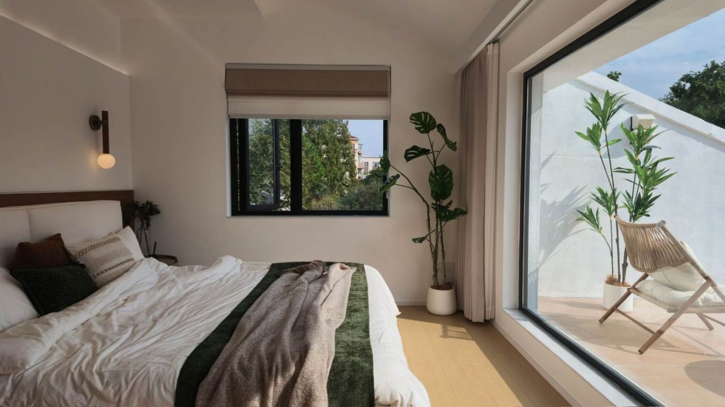 Housing image — Bedroom