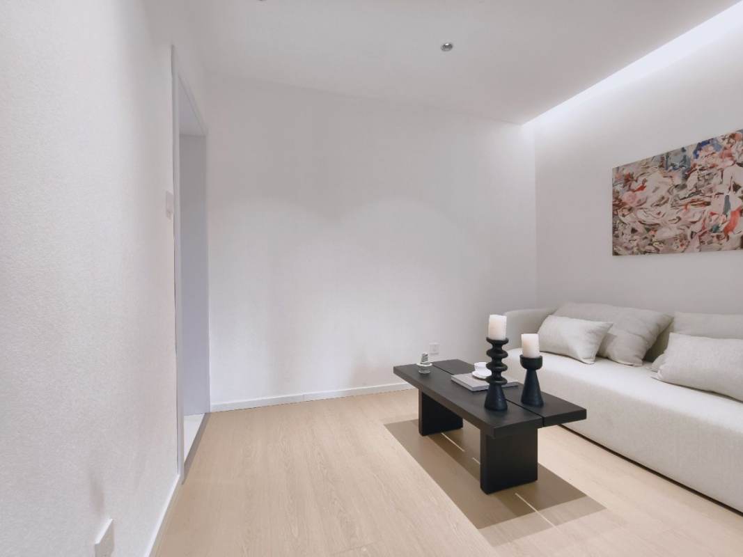 Housing image — Living Room