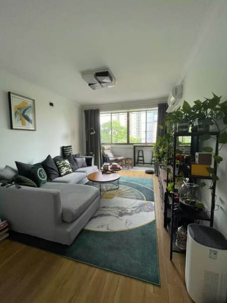 Housing image — Living Room