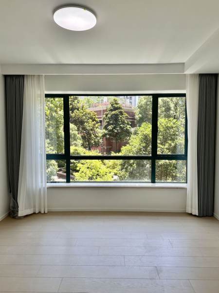 Housing image — Bedroom