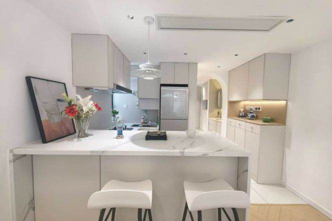 2BR Apartment near HKRI Taikoo Hui with Private Garden (L2/L12/L13)