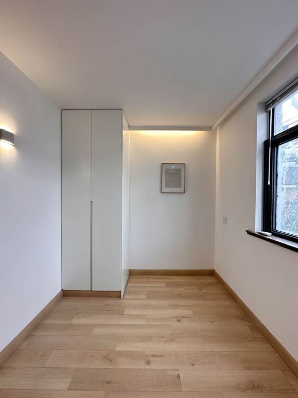 Housing image — Bedroom