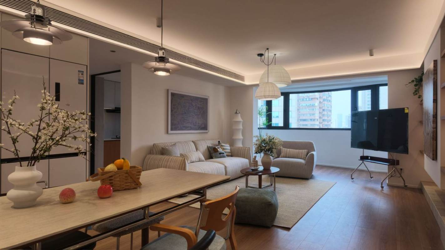 Housing image — Living Room