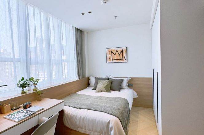 1BR Apartment in North Bund with Private Garden (L12)