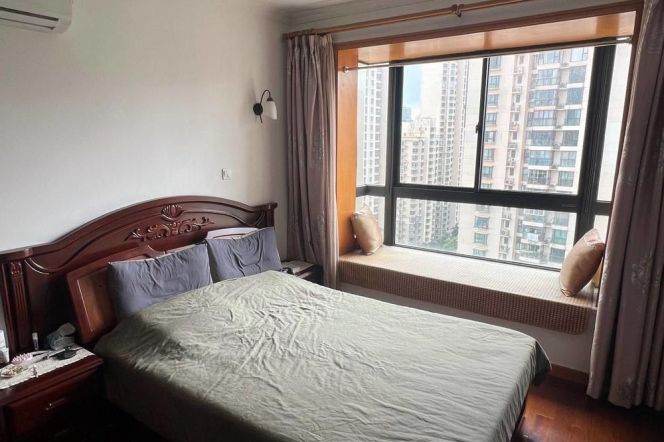 High-Floor 1BR Apartment at Brilliant City (L3/L4)