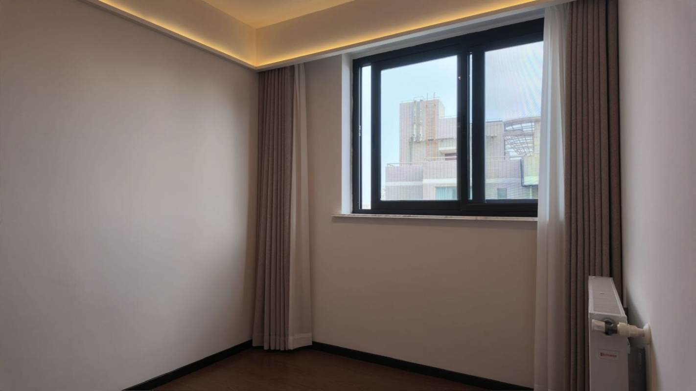 Housing image — Bedroom