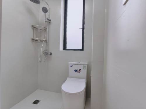 Housing image — Bathroom