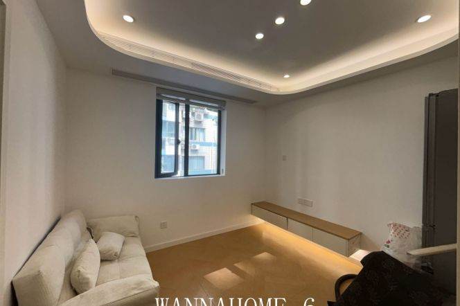 1BR Apartment near Zhongshan Park (L2/L11)
