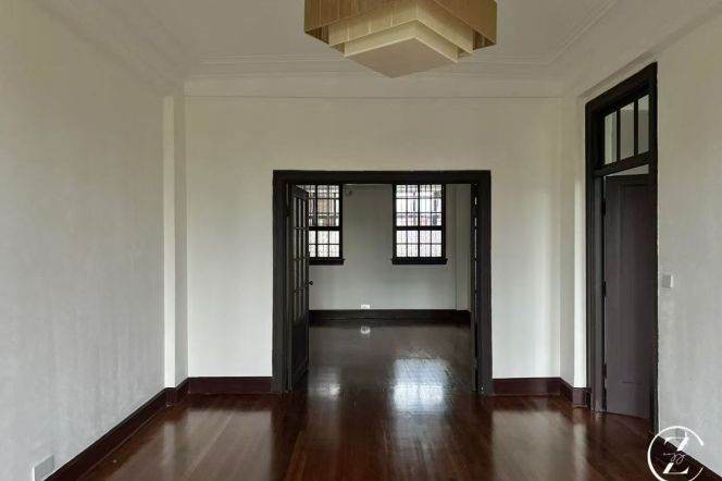 Spacious 3BR Heritage Apartment at Wukang Mansion (L10/L11)