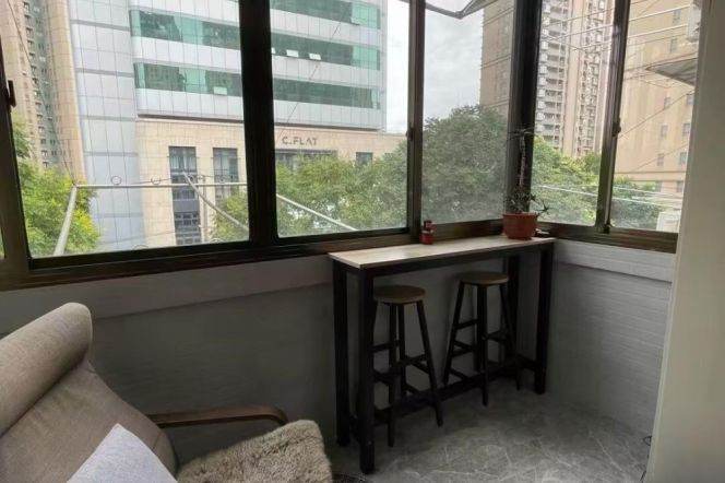 1BR Apartment in Old Xuhui