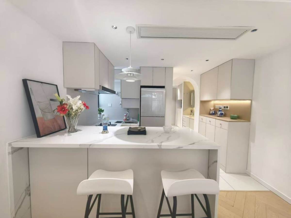 Housing image — Dining Area