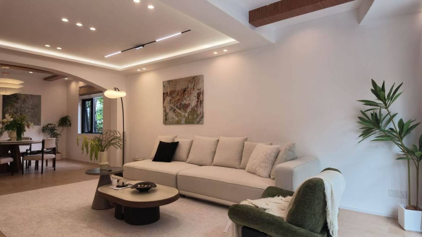 Housing image — Living Room