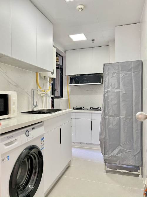 Housing image — Kitchen