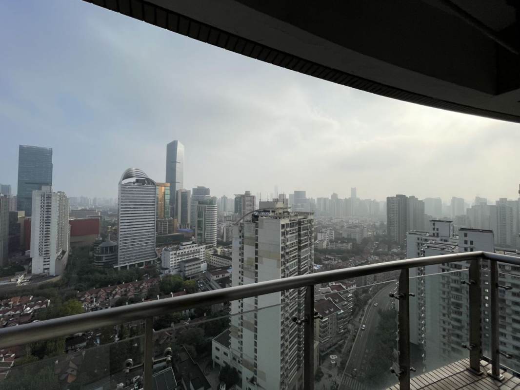 Housing image — Balcony