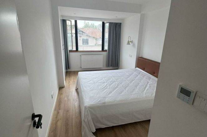 Spacious 2BR Lane House in Old Xuhui (L2/L7/L14)