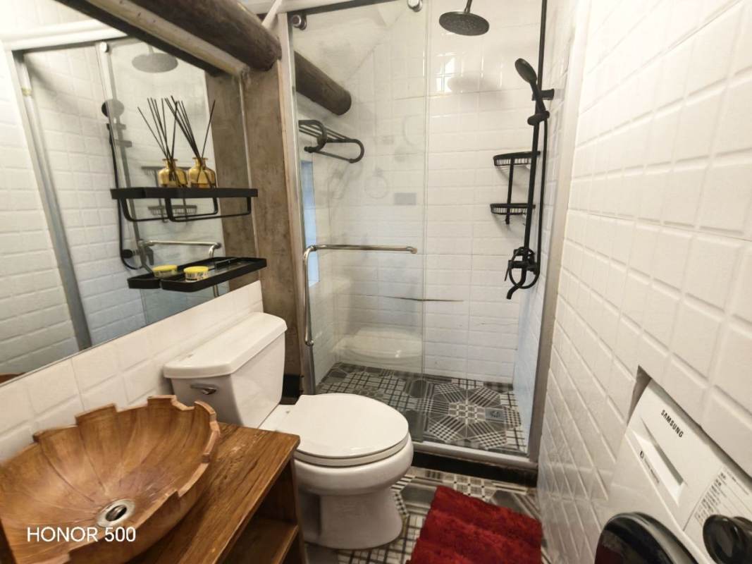 Housing image — Bathroom