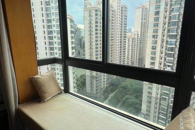 High-Floor 1BR Apartment at Brilliant City (L3/L4)