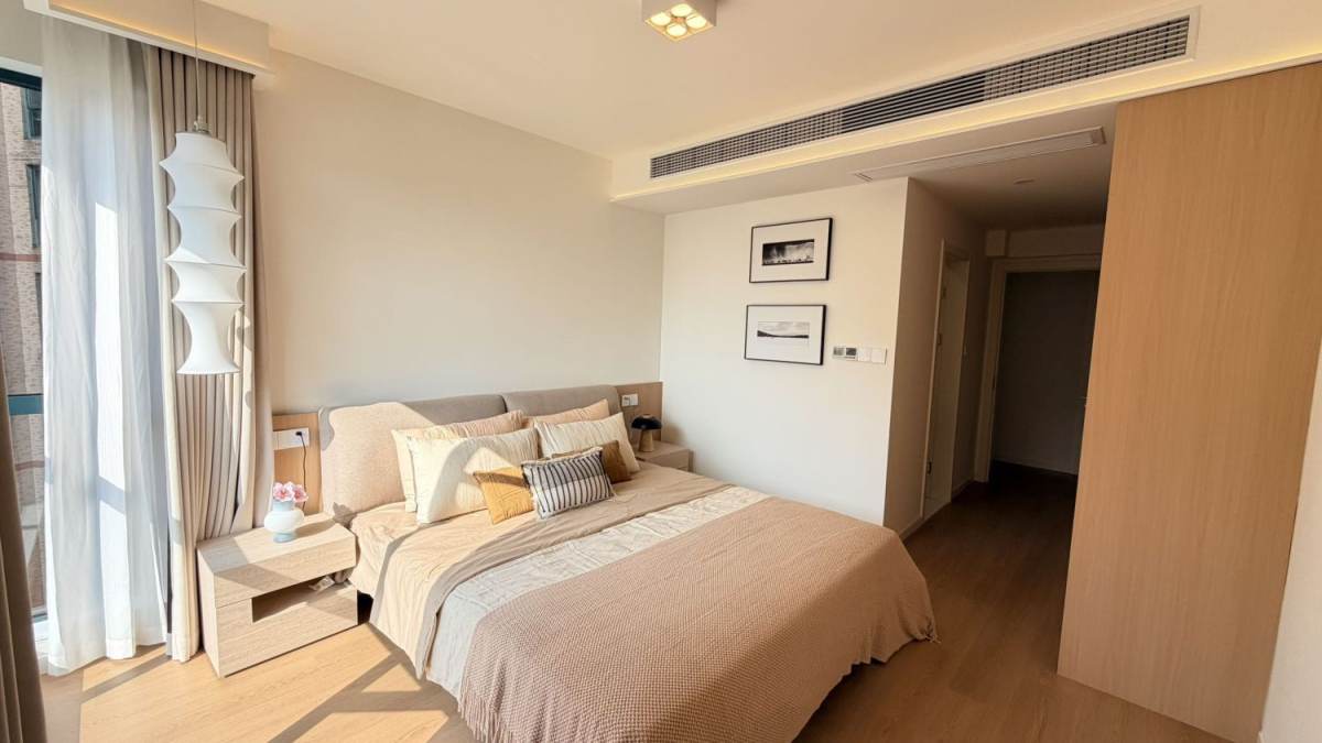 Housing image — Bedroom