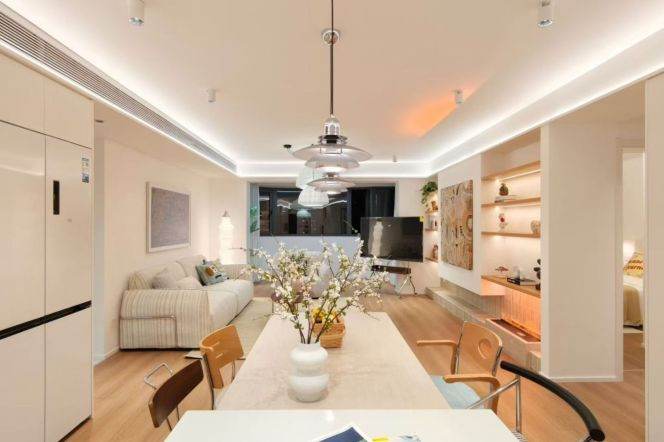 Spacious 2BR Apartment near Zhongshan Park