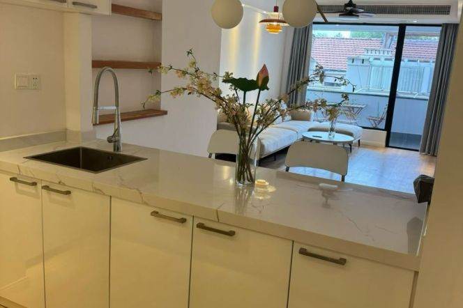 Spacious 2BR Lane House in Old Xuhui (L2/L7/L14)