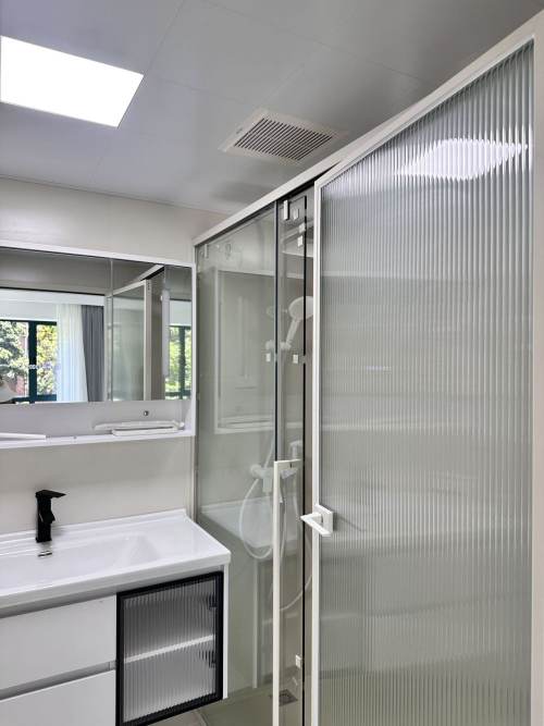 Housing image — Bathroom