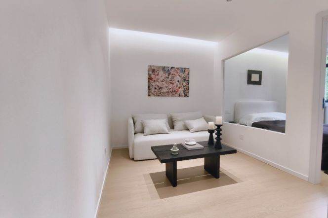 2BR Apartment near Guilin Rd Metro (L9/L15)