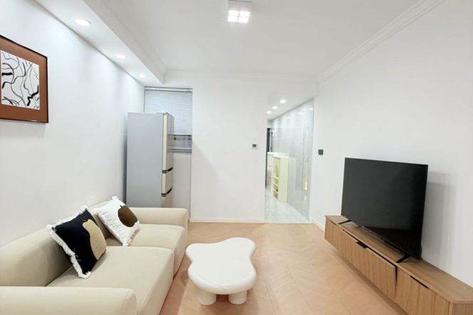 1BR Apartment near Jiaotong University Metro